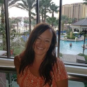 Meet your Posher, Della